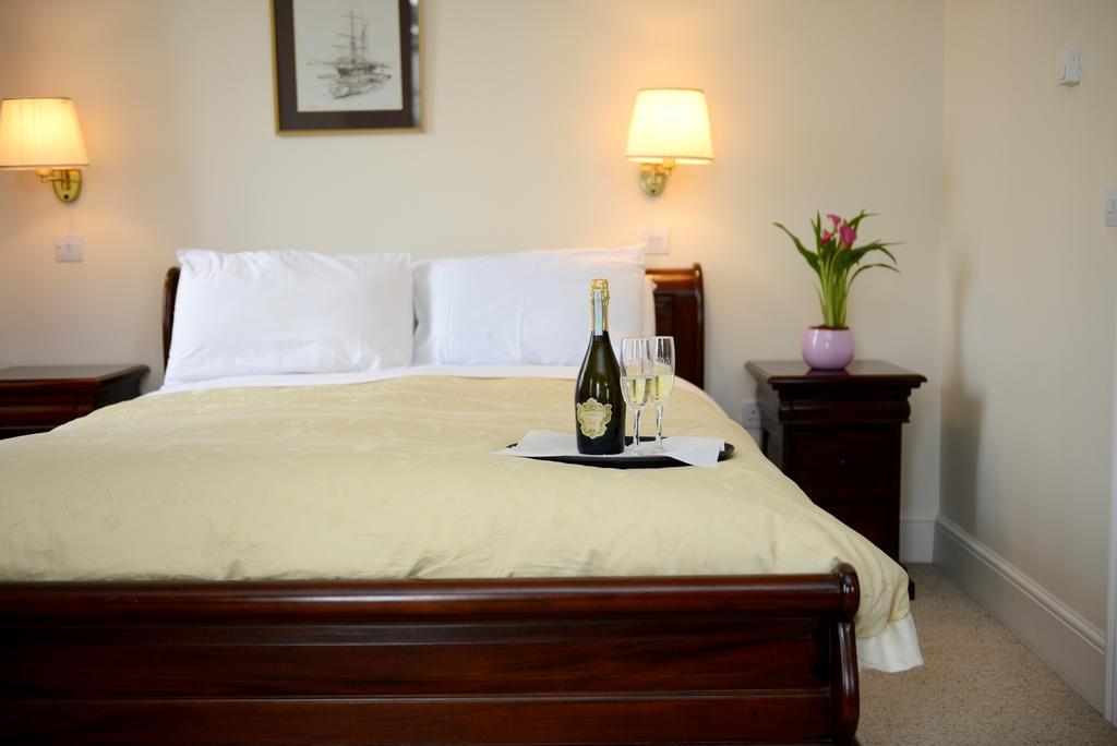 Ashbrook Arms Townhouse And Restaurant Hotell Durrow Exteriör bild